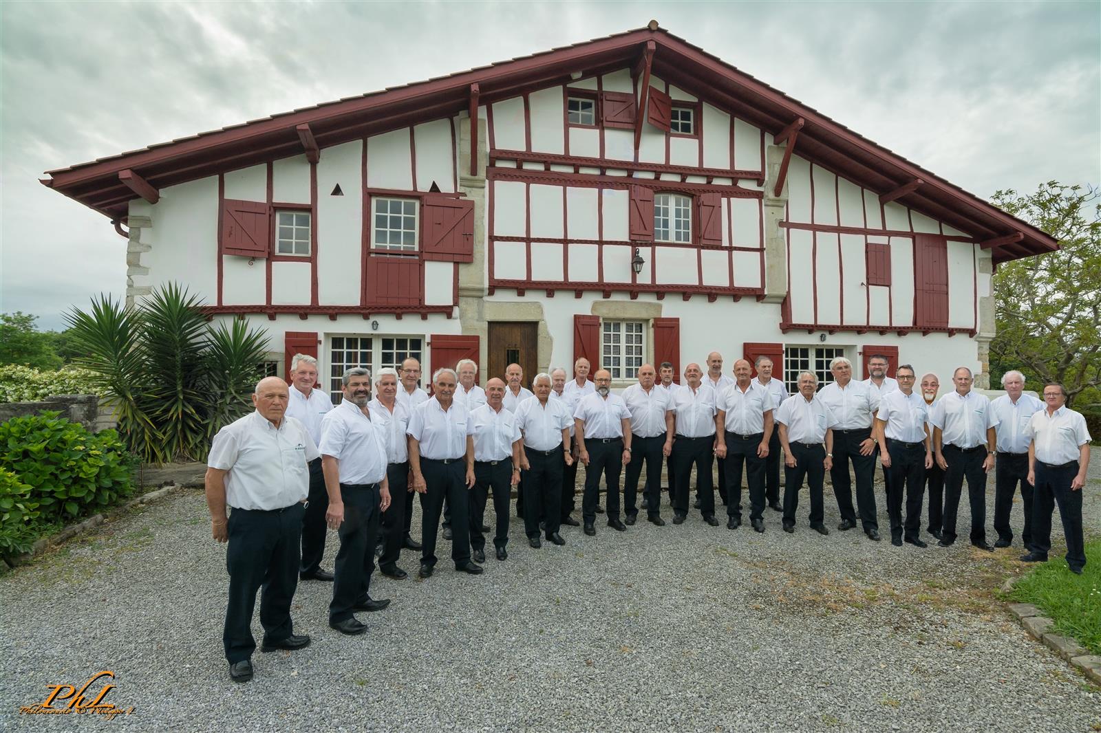 Concert de chants basques avec le chœur d'homm ...