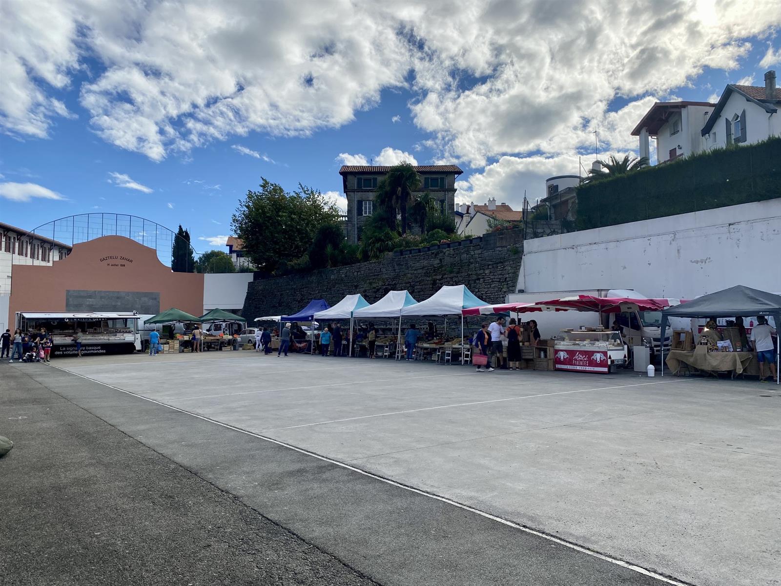 Marché alimentaire - Centre-ville