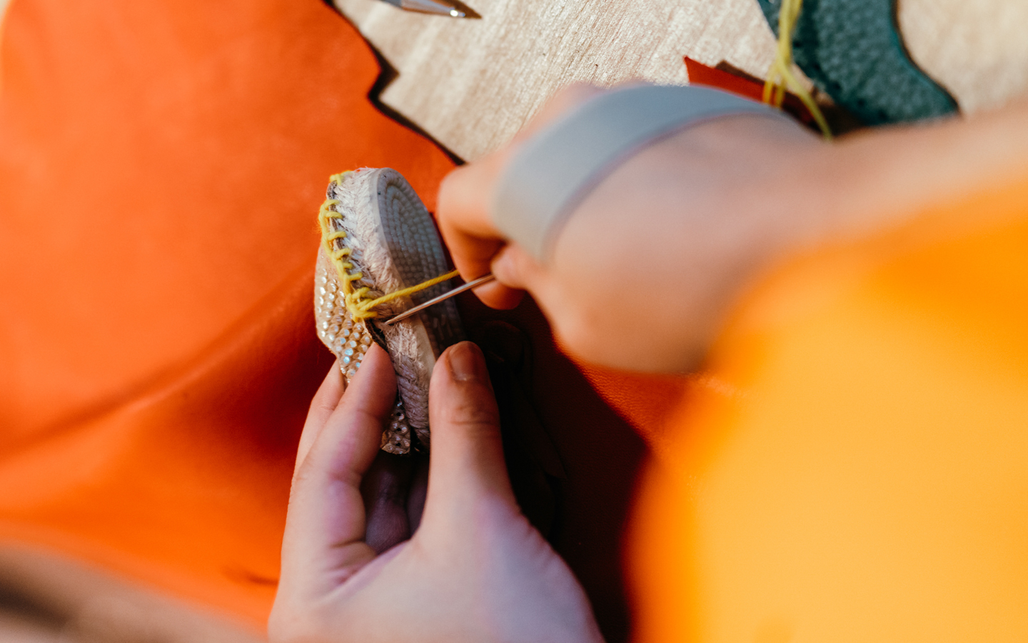 Atelier de fabrication de porte-clés espadrilles