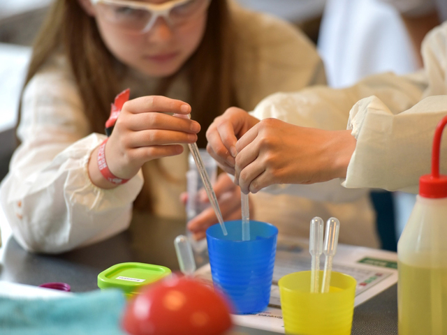 Fête de la Science : "Mini-village expérimenta ...