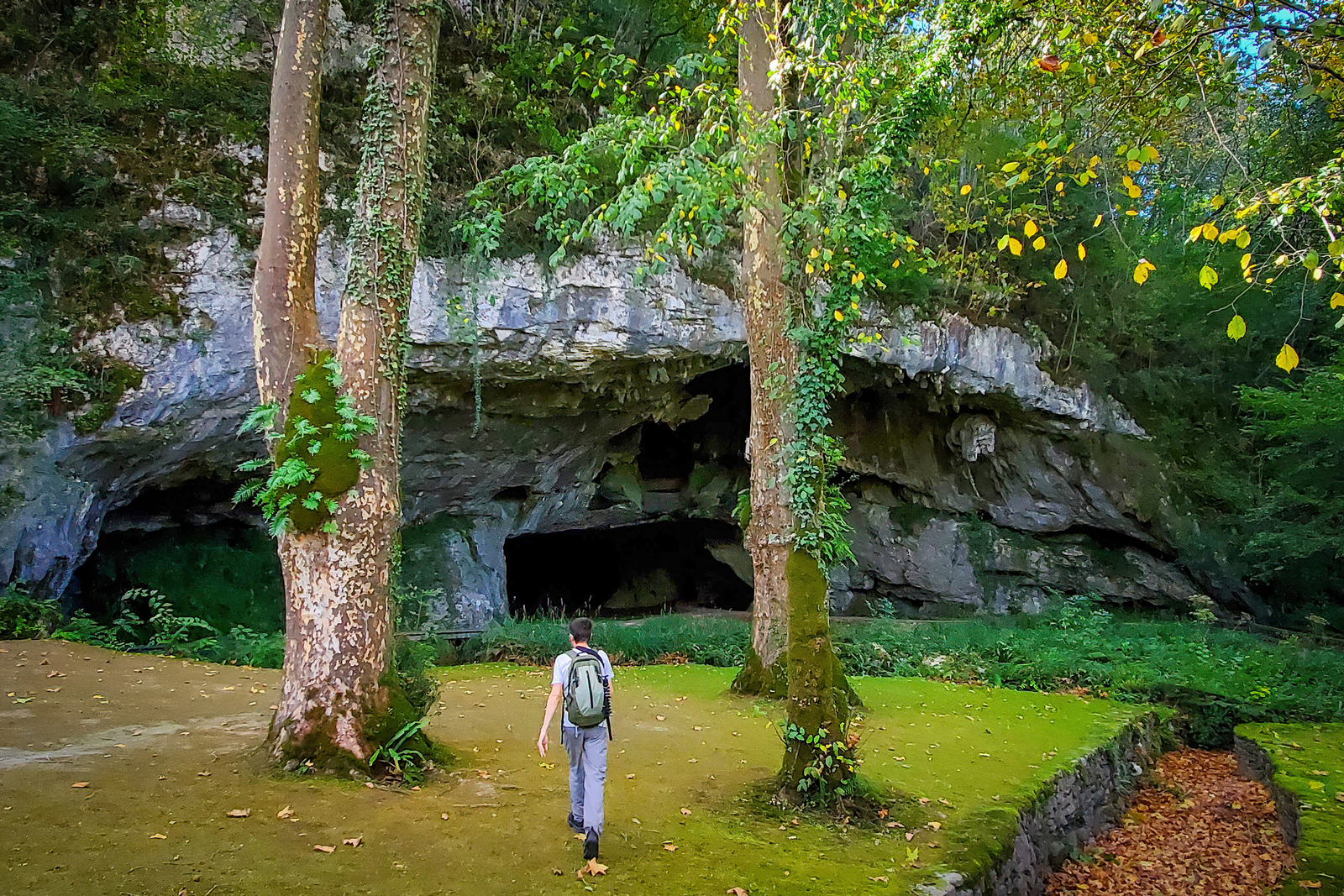 Les Grottes de Sare