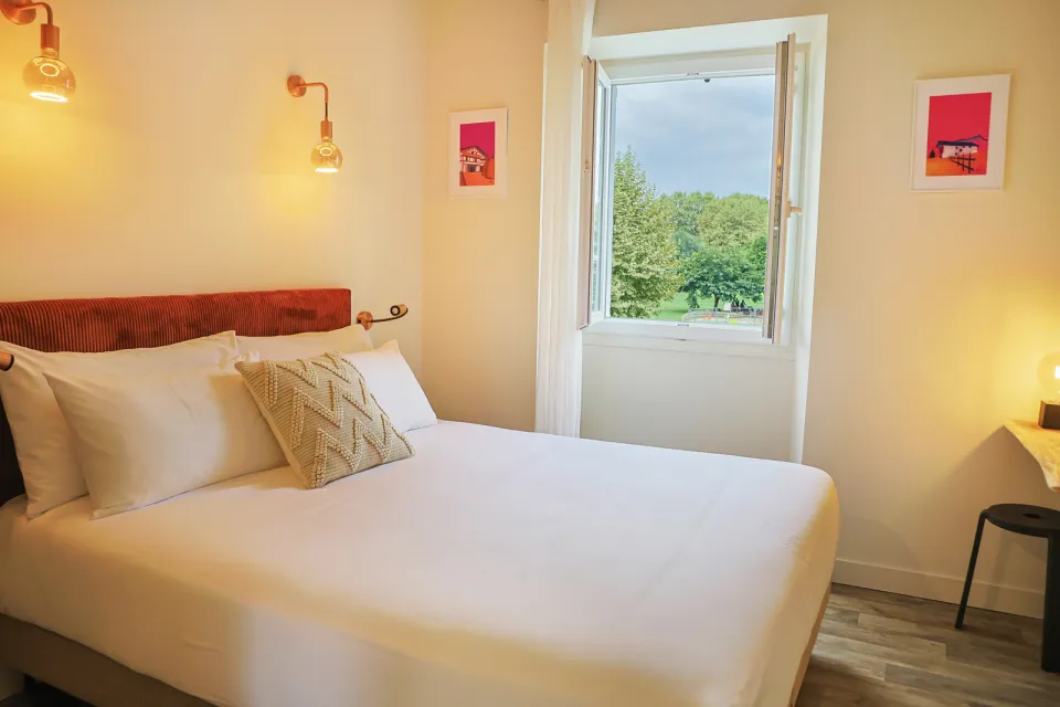 Séjournez en famille dans un hôtel 3 étoiles a ...