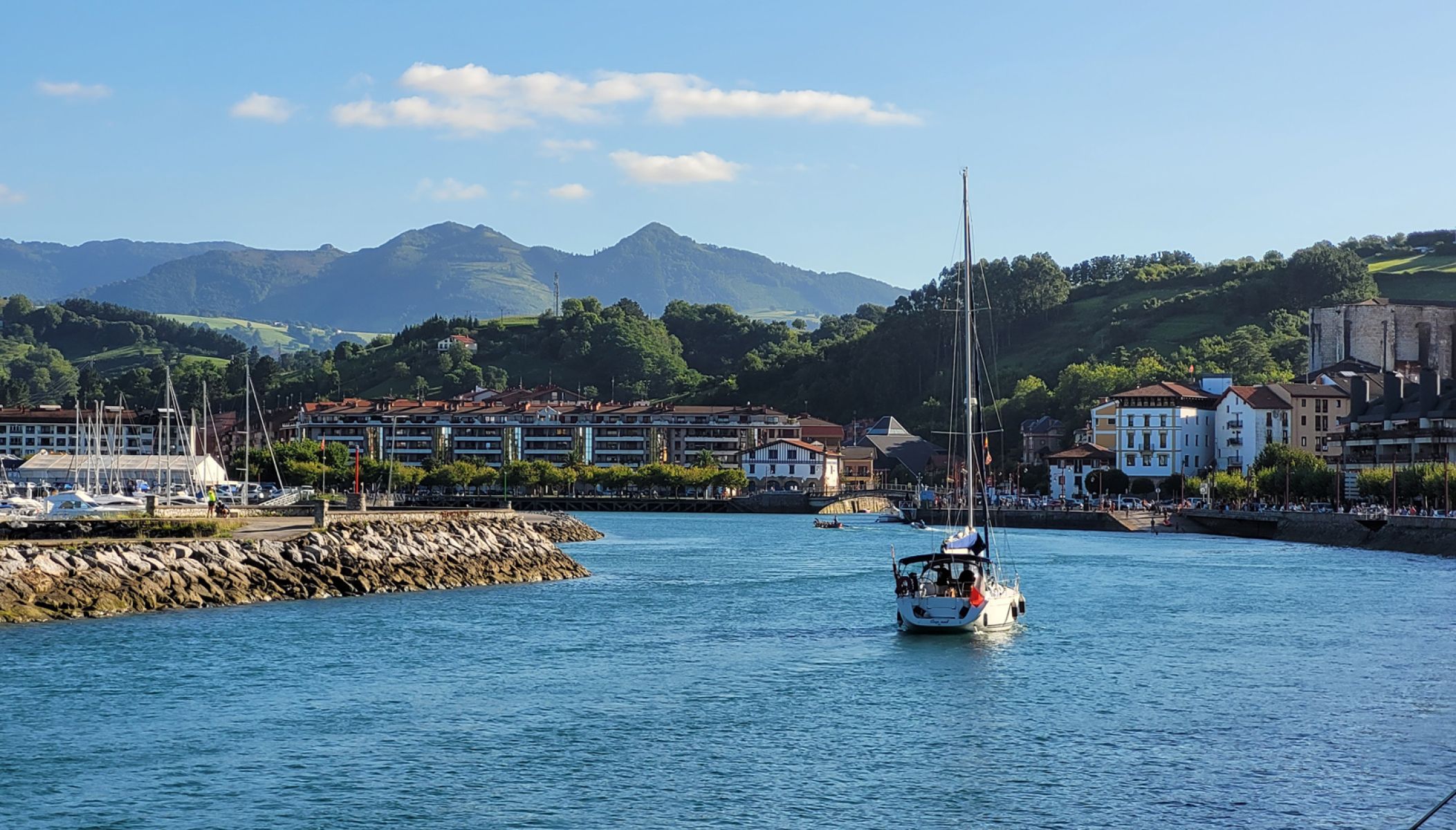 Balade à Zumaia, une belle ville balnéaire !